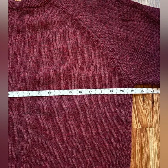 Vintage 1950s Worsted Wool Burgundy Crewneck Sweater (Size M) - Picture 3 of 4
